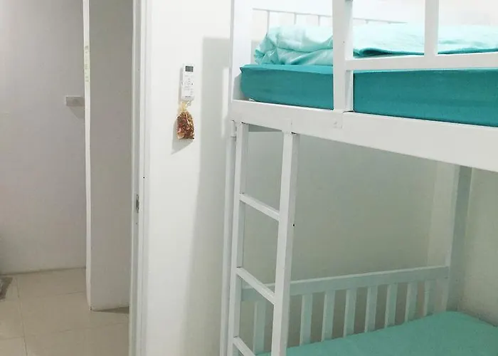 1sabai Hostal *